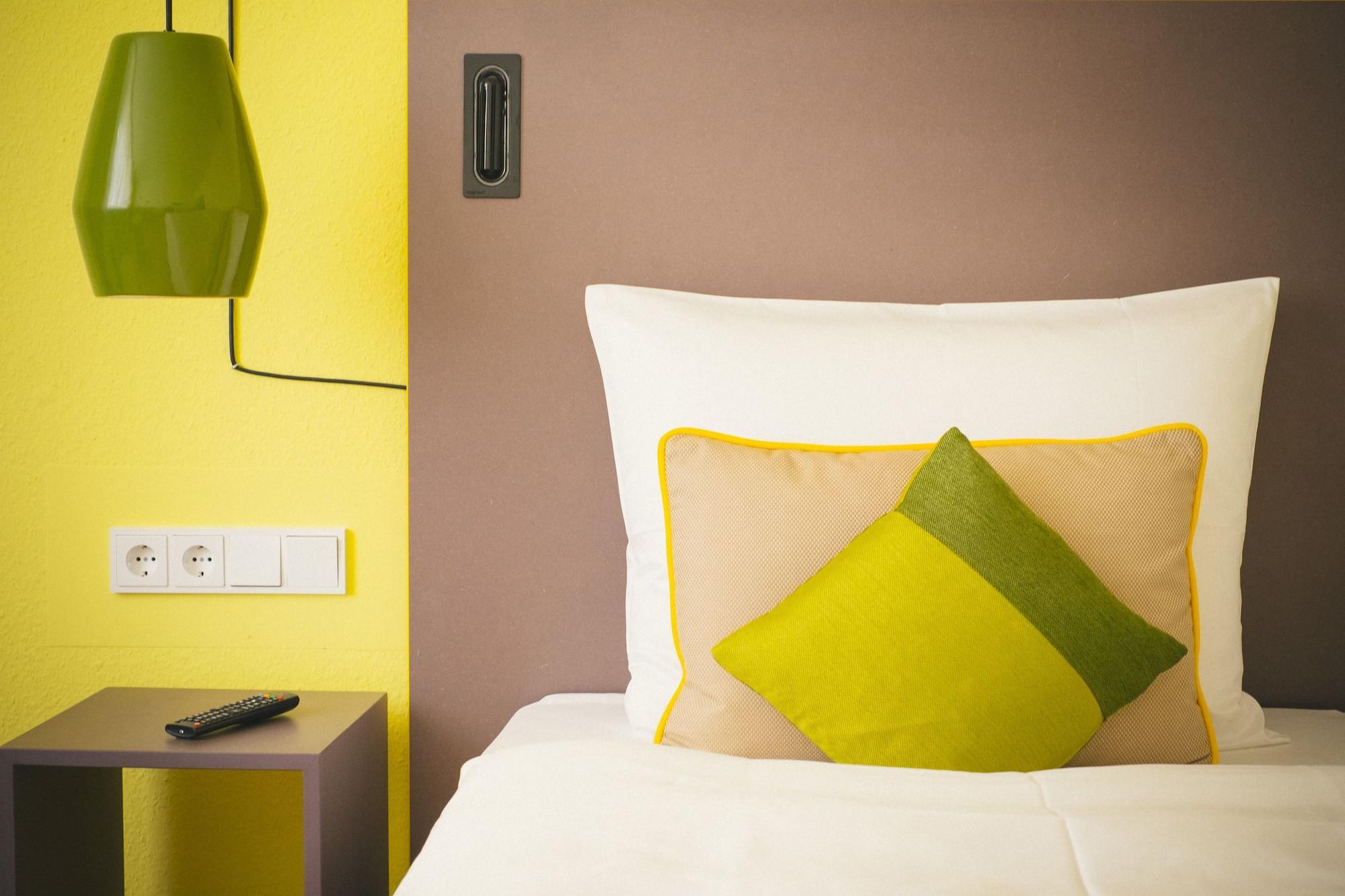 Hotel Vienna House Easy By Wyndham Neckarsulm Esterno foto