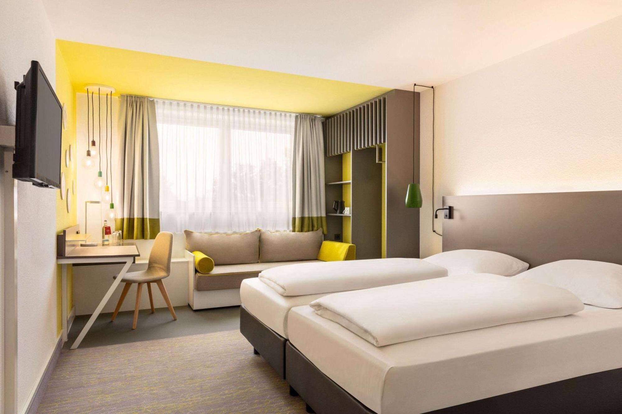 Hotel Vienna House Easy By Wyndham Neckarsulm Esterno foto