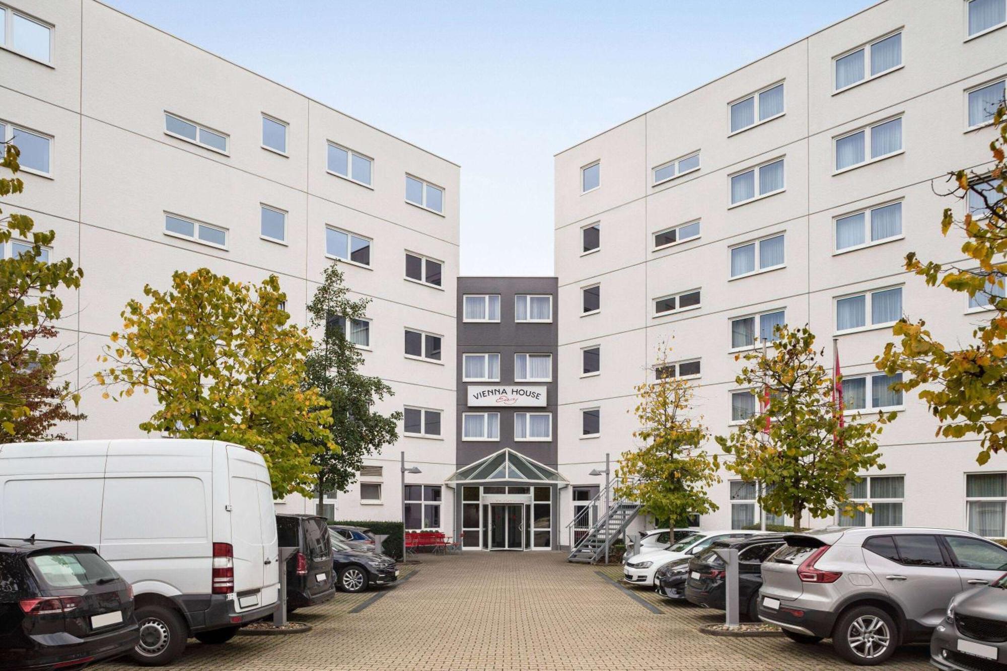 Hotel Vienna House Easy By Wyndham Neckarsulm Esterno foto