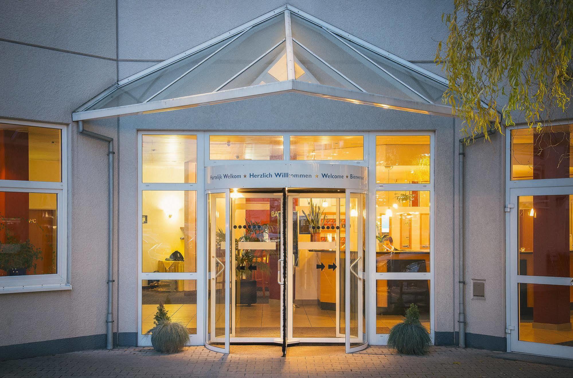 Hotel Vienna House Easy By Wyndham Neckarsulm Esterno foto